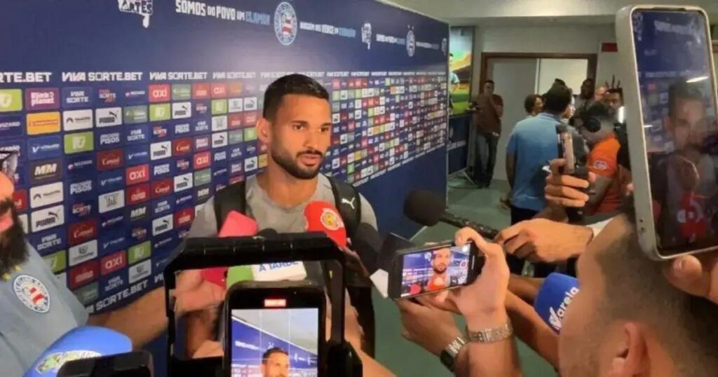Willian José marca 14° gol pelo Bahia e responde críticas com serenidade