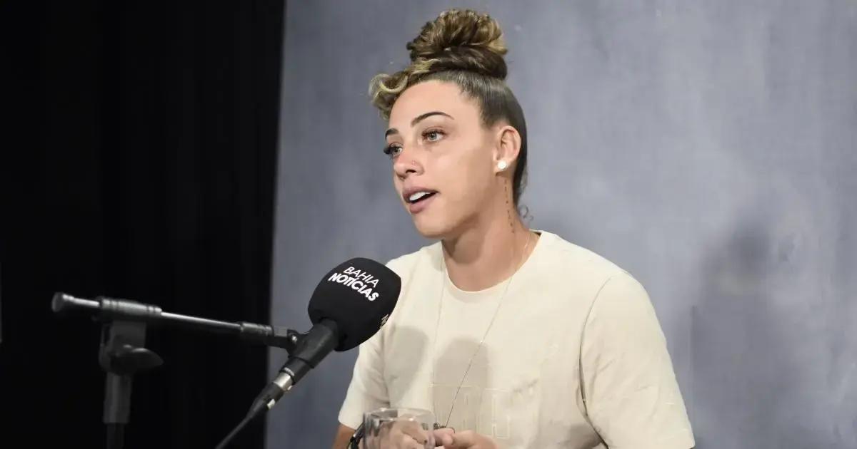 Yanne revela orgulho de jogar no Bahia e destaca inclusão do futebol feminino