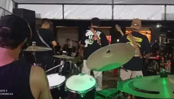2ª Diadema Retrô em Itarantim: Música e Diversão na Noite de Abertura