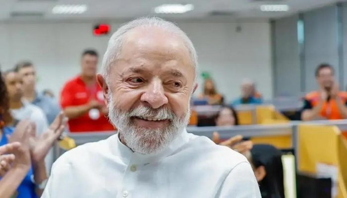 A desaprovação do governo Lula atinge 56,7%, com avaliação negativa em alta