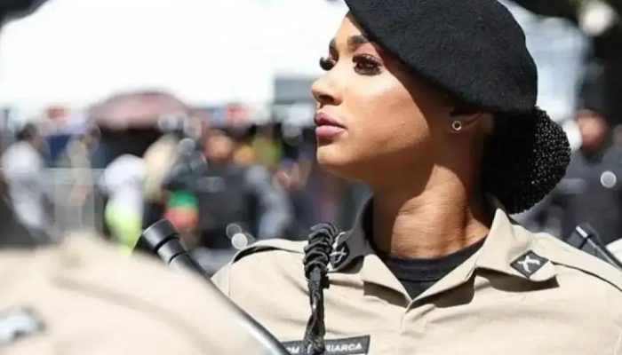 A ex-BBB Aline Patriarca relembra sua trajetória como policial militar
