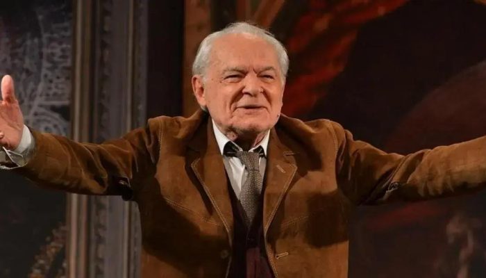 Academia de Letras da Bahia homenageia Othon Bastos com Medalha Arlindo Fragoso