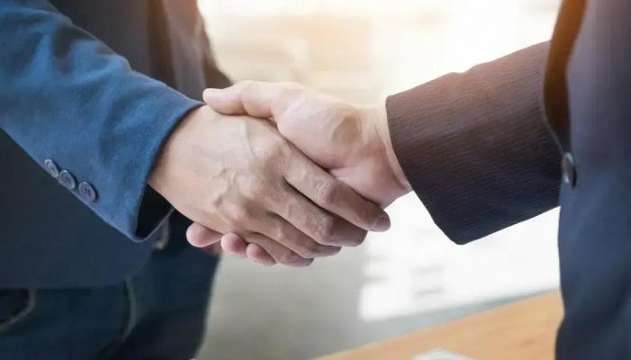 Acordo tácito: Entenda a validade e riscos do contrato verbal