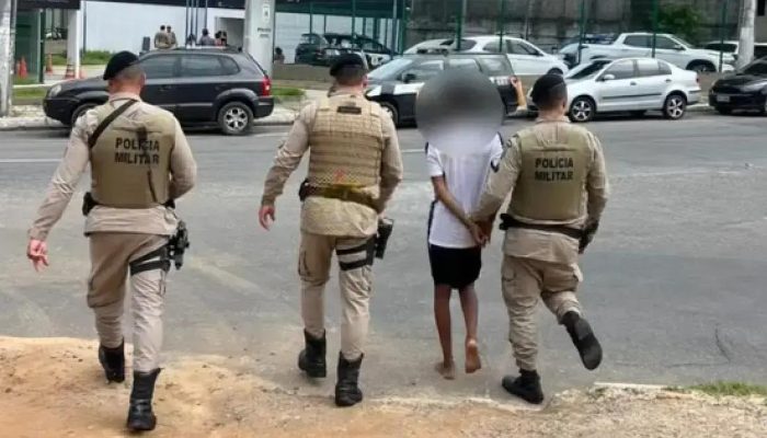 Adolescente apreendido após tentativa de roubo a médico na Barra