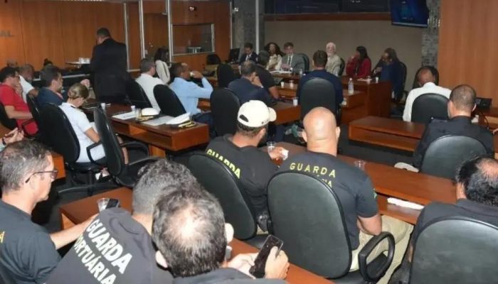 AL-BA debate PEC 18 que propõe criação do Sistema Único de Segurança Pública