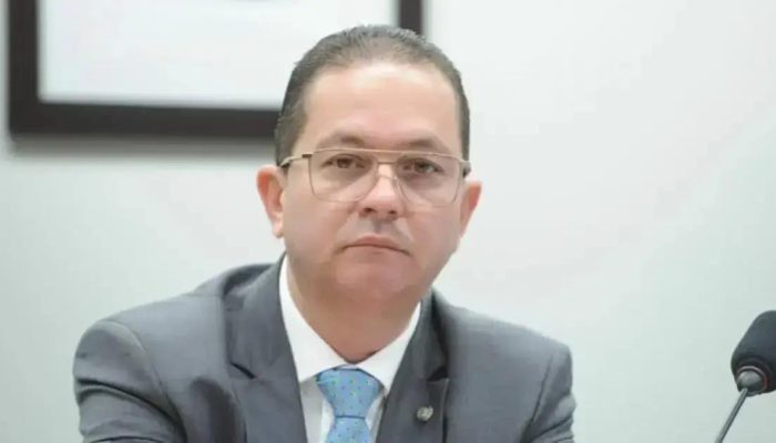 Alex Santana mantém carreira política e considera integrar chapa majoritária em 2026
