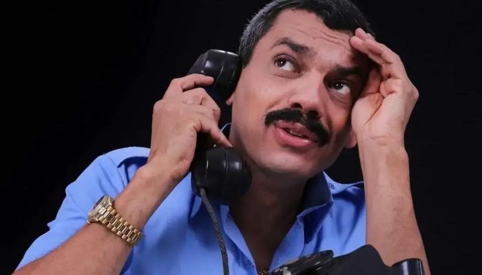 Alexandre Lino traz comédia "O Porteiro" para o Teatro Jorge Amado