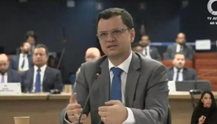 Anderson Torres nega omissões e defende sua atuação no STF