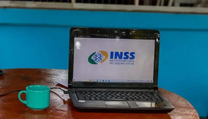 Aposentados podem solicitar ressarcimento de descontos indevidos no INSS