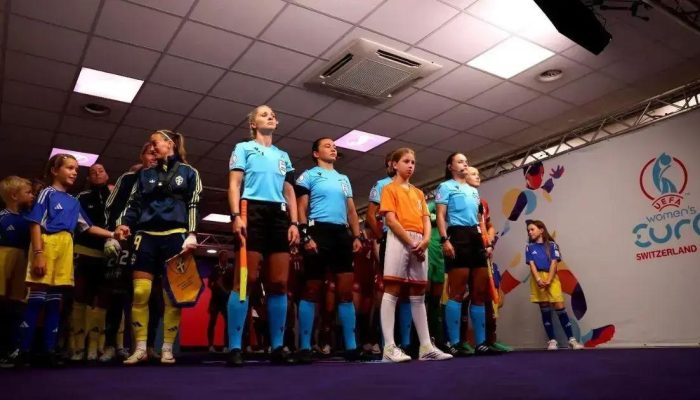 Árbitras brasileiras assumem semifinal da Eurocopa Feminina entre Alemanha e Espanha