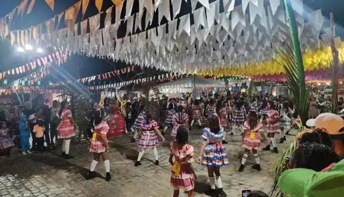 Arraiá de Potiraguá faz sucesso em Itaimbé com forte presença do público