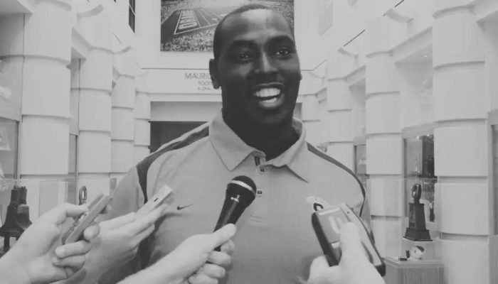 Arthur Jones, campeão da NFL e irmão de Jon Jones, morre aos 39 anos