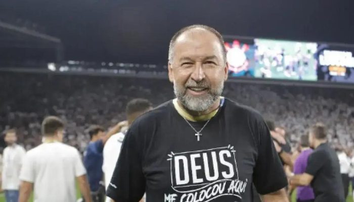 Augusto Melo pode deixar a presidência do Corinthians após crises