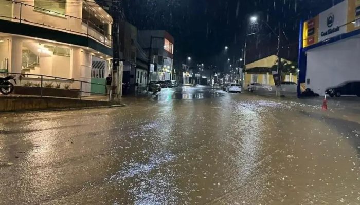Bahia em alerta: chuvas intensas e recomendações do INMET