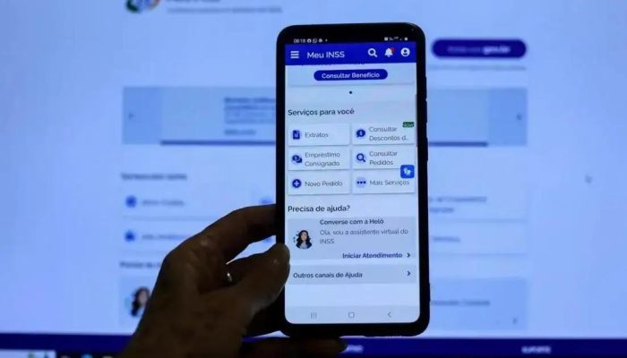 Beneficiários do INSS buscam reembolso de descontos indevidos