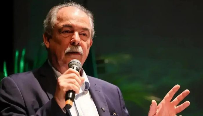 BNDES propõe aumento do IOF e taxação sobre apostas esportivas