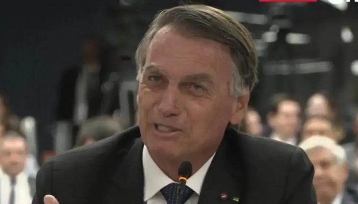 Bolsonaro convoca Moraes para ser seu vice: A piada em tom sério