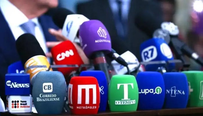 Brasil avança 47 posições em ranking de liberdade de imprensa