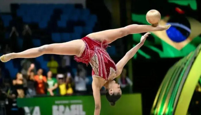 Brasil brilha na estreia do Mundial de Ginástica Rítmica no Rio de Janeiro