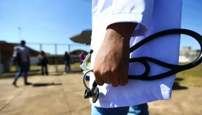 Brasil ultrapassa 50 mil vagas anuais em Medicina com 77 novos cursos