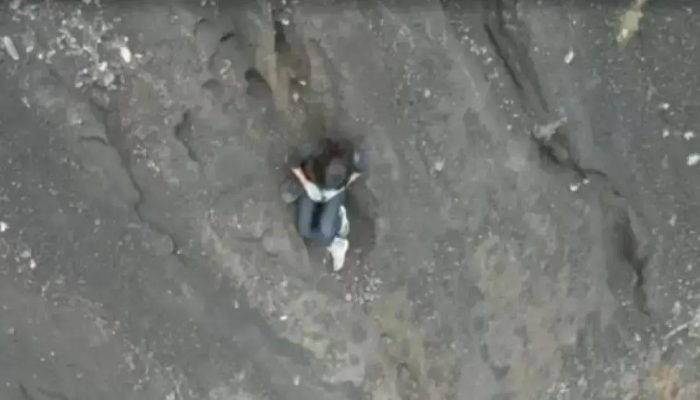 Brasileira aguarda resgate após queda em trilha no vulcão da Indonésia