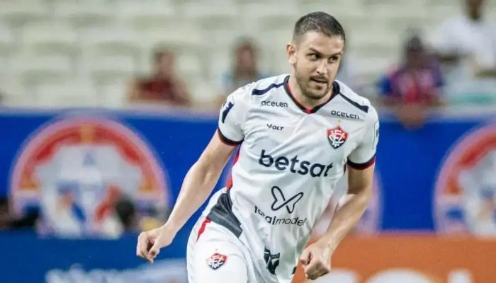 Bruno Uvini conquista rescisão contratual por dívidas do Vitória