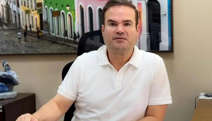 Cacá Leão critica PT por tratamento a Coronel semelhante ao de Leão