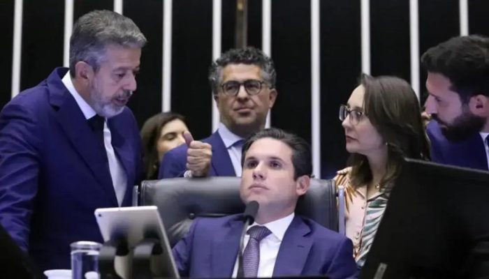 Câmara aprova isenção do IR para quem ganha até R$ 5 mil a partir de 2026