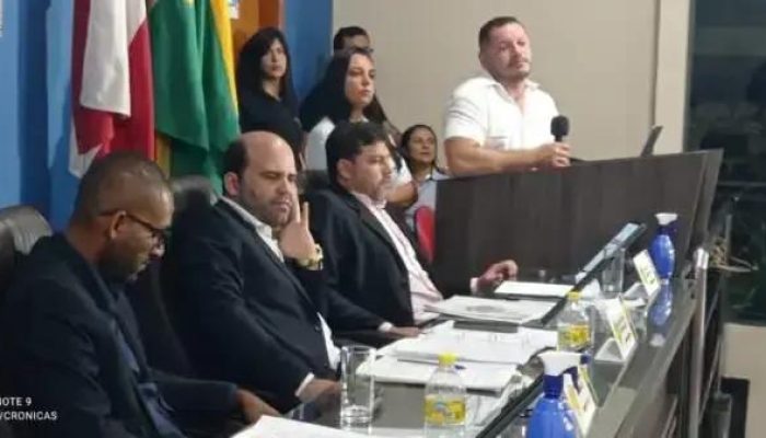 Câmara de Vereadores de Itarantim debate desabamento do mercado municipal