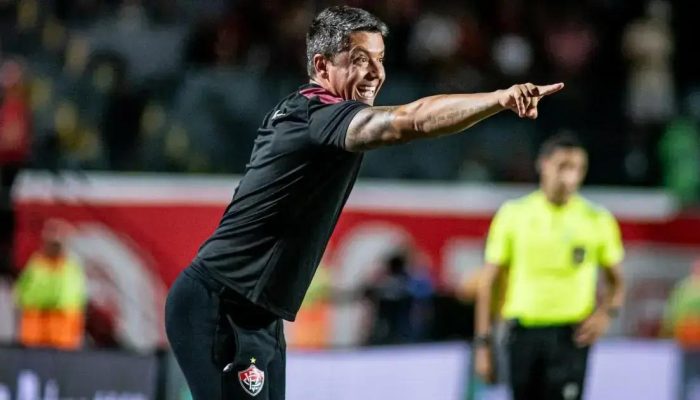 Carpini descarta pressão sobre sua demissão no Vitória após empate com o Grêmio