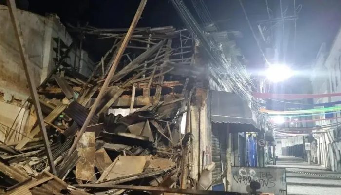 Casarão desaba na Barroquinha e mobiliza Defesa Civil em Salvador