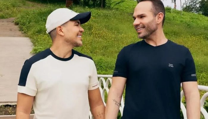 Cássio Barreto e Diego Andradez estrelam campanha do Dia dos Namorados