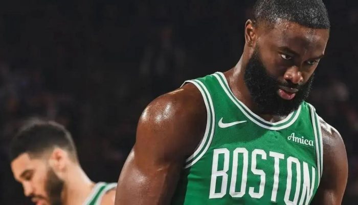 Celtics colocam elenco à venda em busca de recuperação financeira