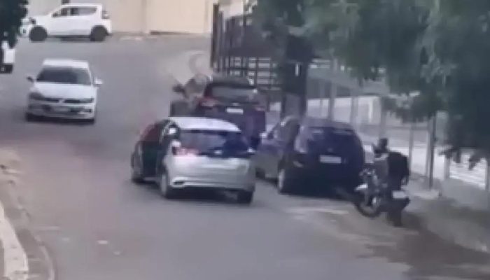 Clientes do Bar do Chico são vítimas de assalto em Salvador