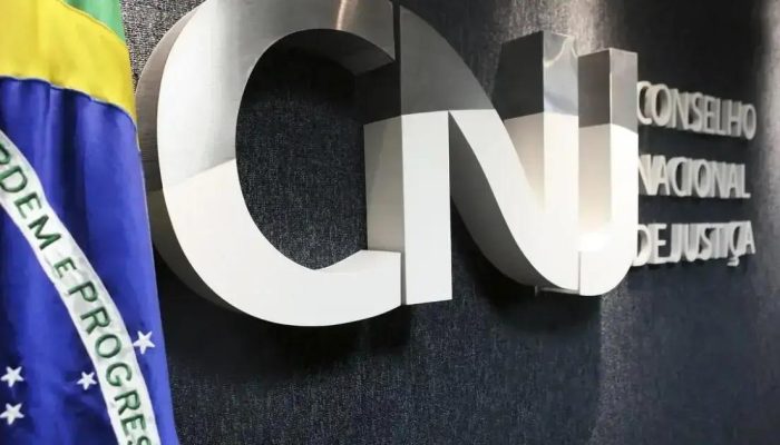 CNJ proíbe novos benefícios a juízes por decisão administrativa