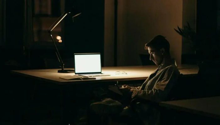 Como identificar e se proteger de golpes financeiros online