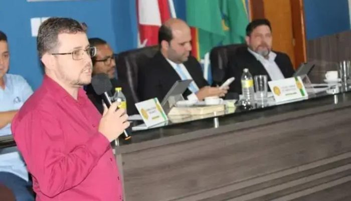 Compromisso com Emprego e Renda em Itarantim na Câmara Municipal