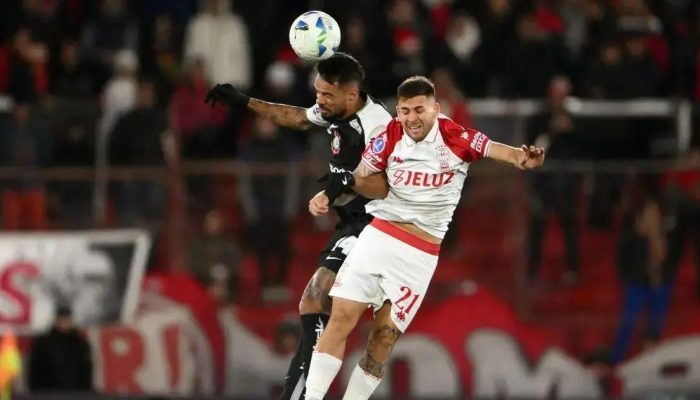 Corinthians é eliminado da Sul-Americana após derrota para o Huracán