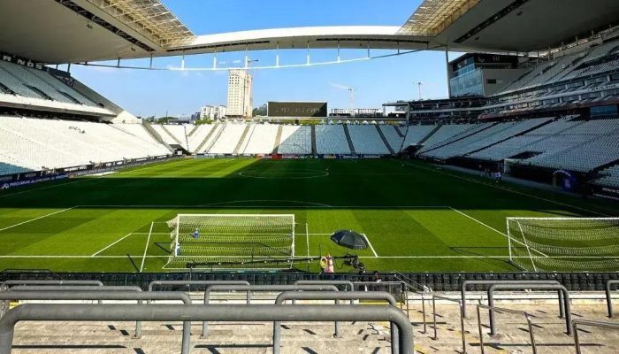 Corinthians e Vitória se enfrentam pelo Brasileirão 2025: Confira as escalações!