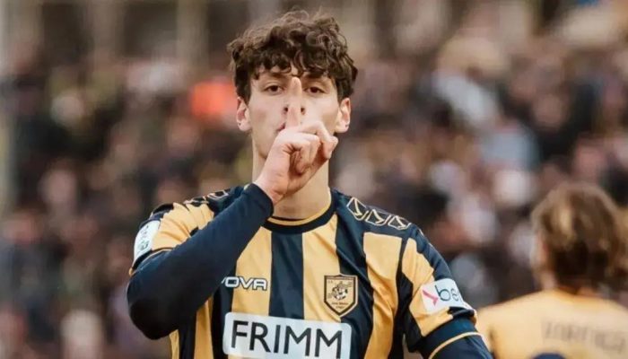 Cremonese contrata Romano Mussolini, neto de Benito Mussolini, por empréstimo