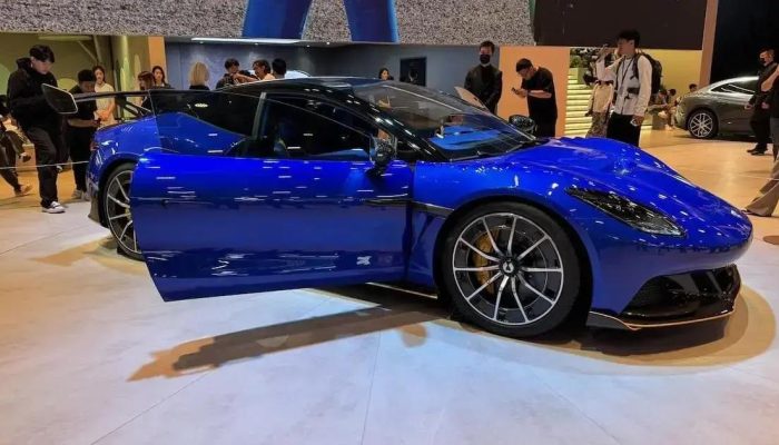 Denza apresenta primeiro carro esportivo conceito no Salão de Xangai