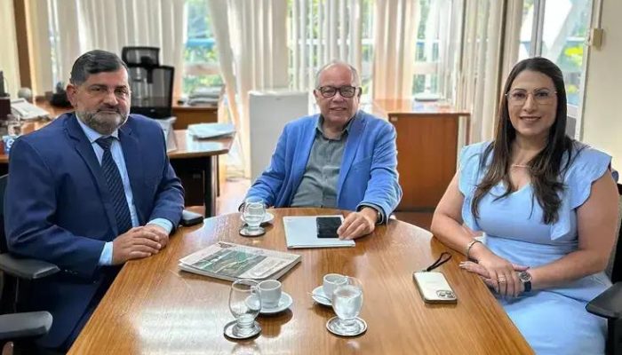 Deputada Cláudia Oliveira reforça infraestrutura da Costa do Descobrimento em Salvador