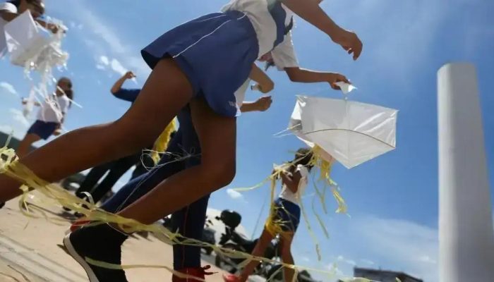 Deputado propõe instalação de pipódromo para empinamento de pipas em Salvador