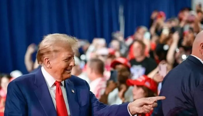 Deputado propõe título de cidadão honorário de Brasília a Donald Trump