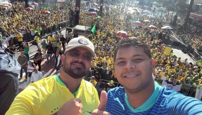 Deputados baianos se unem a Jair Bolsonaro em ato na Avenida Paulista