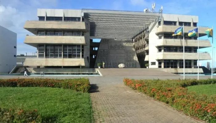 Deputados estaduais da Bahia gastam R$ 1,6 milhão em locomoção e hospedagem