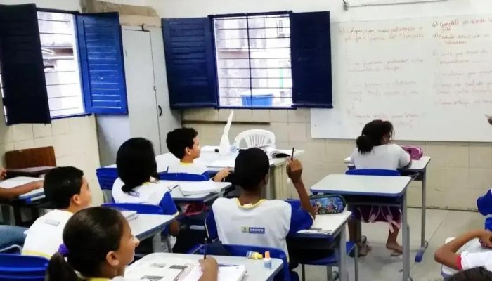 Desempenho escolar no Brasil não volta aos níveis pré-pandemia