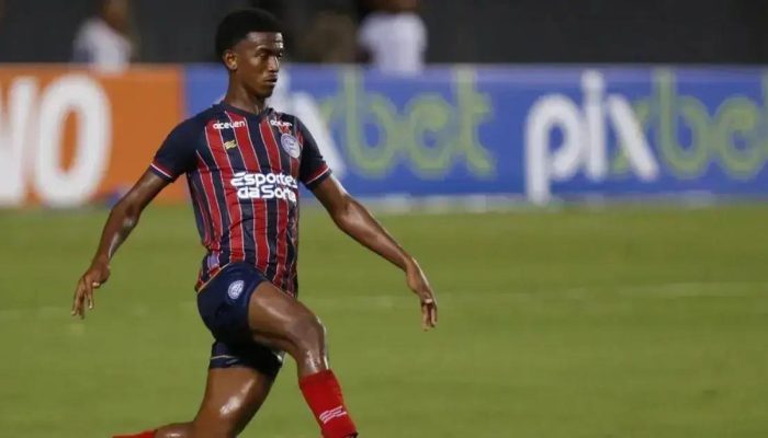 Douglas Borel é o novo reforço do Santa Clara em Portugal