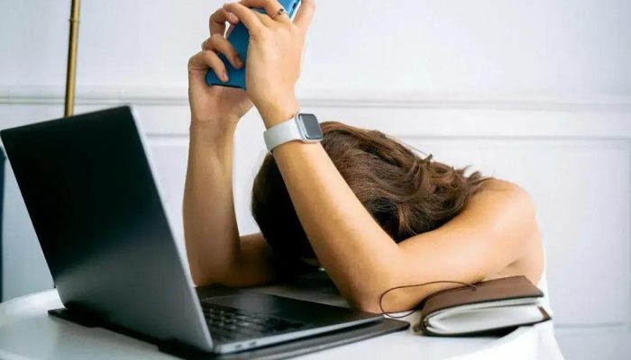 Erros comuns na educação digital e como evitar armadilhas nas empresas