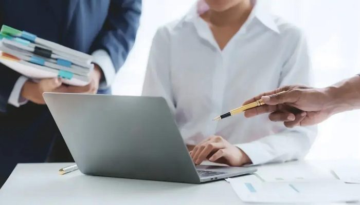 eSocial suspende consulta em lote: como validar dados de trabalhadores agora